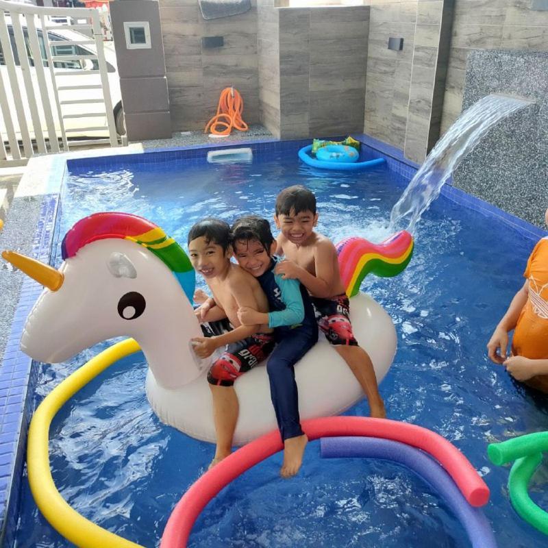 D'Q Putra Homestay Melaka Экстерьер фото